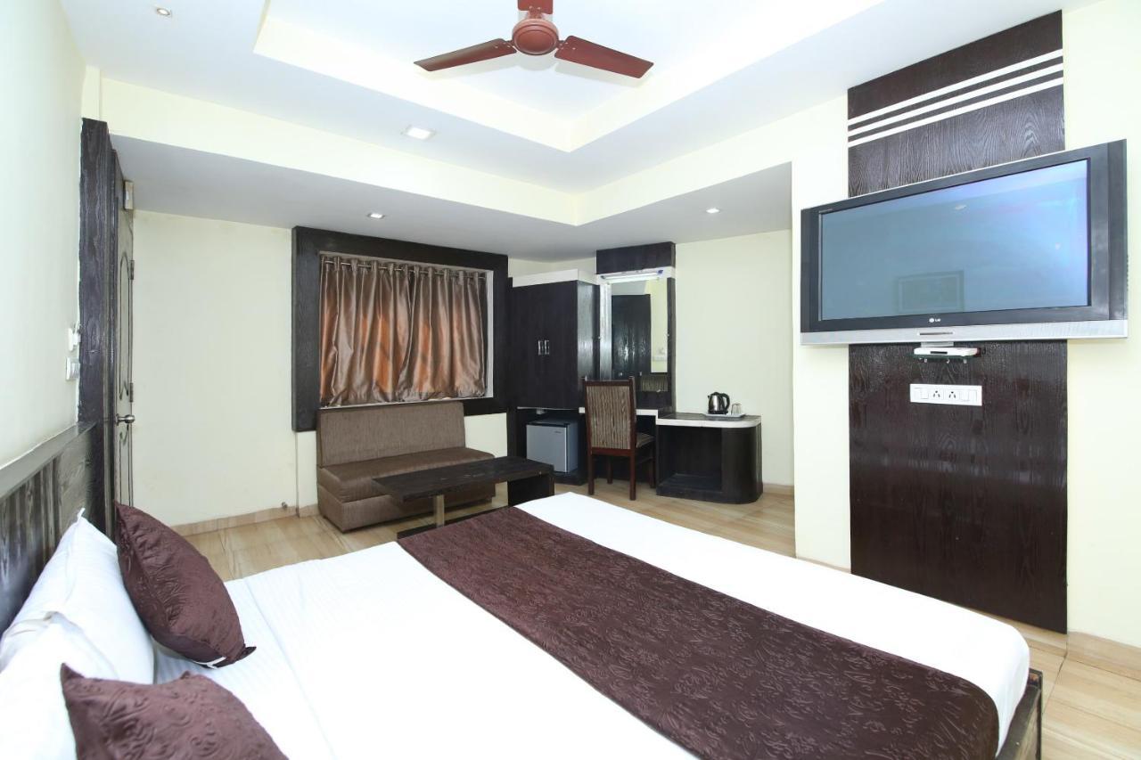 Oyo 2155 Hotel Wardhman Jabalpur Ngoại thất bức ảnh