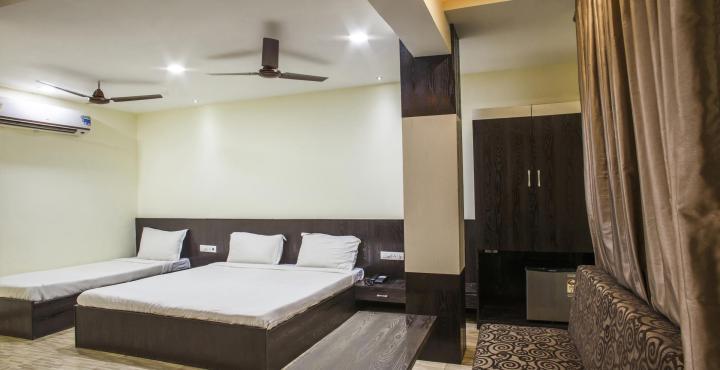 Oyo 2155 Hotel Wardhman Jabalpur Ngoại thất bức ảnh
