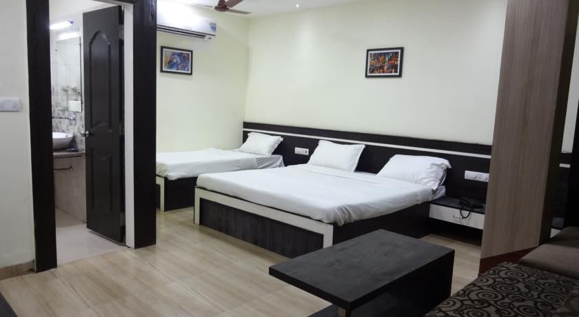 Oyo 2155 Hotel Wardhman Jabalpur Ngoại thất bức ảnh